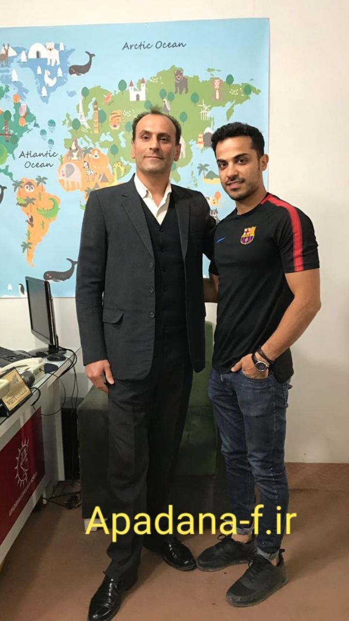 هنرمند موفق