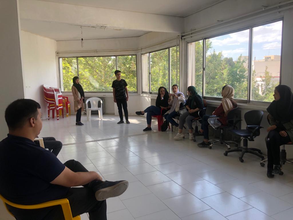 کلاس مقدماتی بازیگری آپادانا