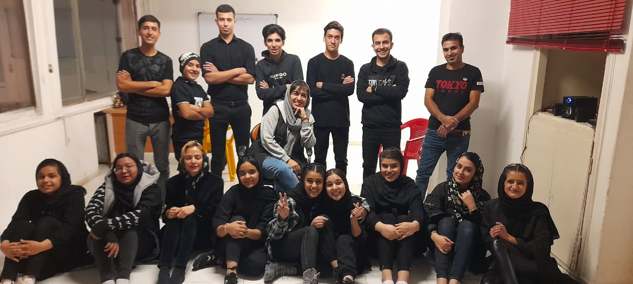 کلاس مقدماتی بازیگری آپادانا