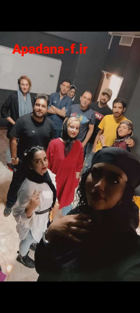 خروجی های آپادانا