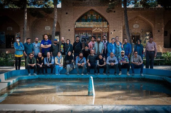 خروجی های آپادانا