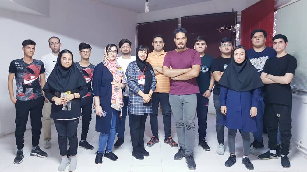 کلاس مقدماتی بازیگری آپادانا