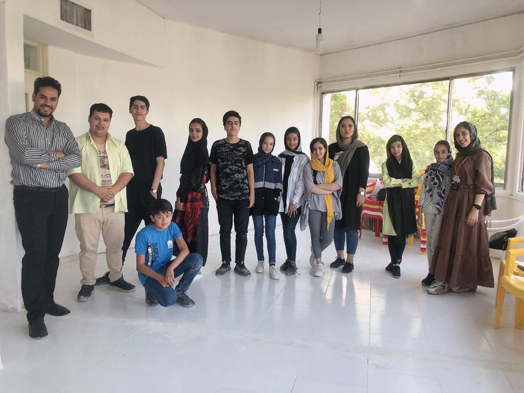 کلاس مقدماتی سورنا در آپادانا