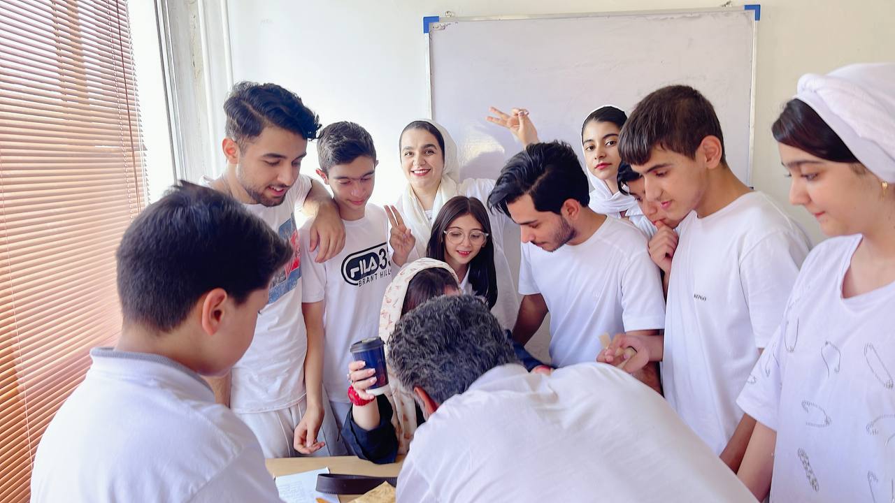 بازیگری سینمادر آپادانا