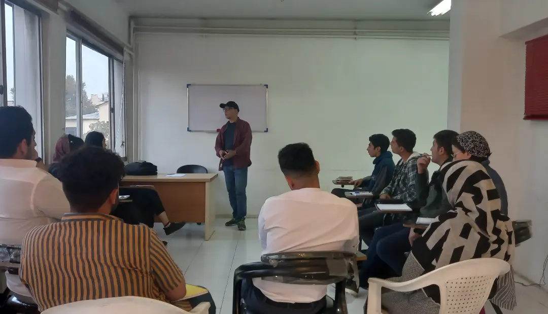 کلاس کارگردانی آپادانا