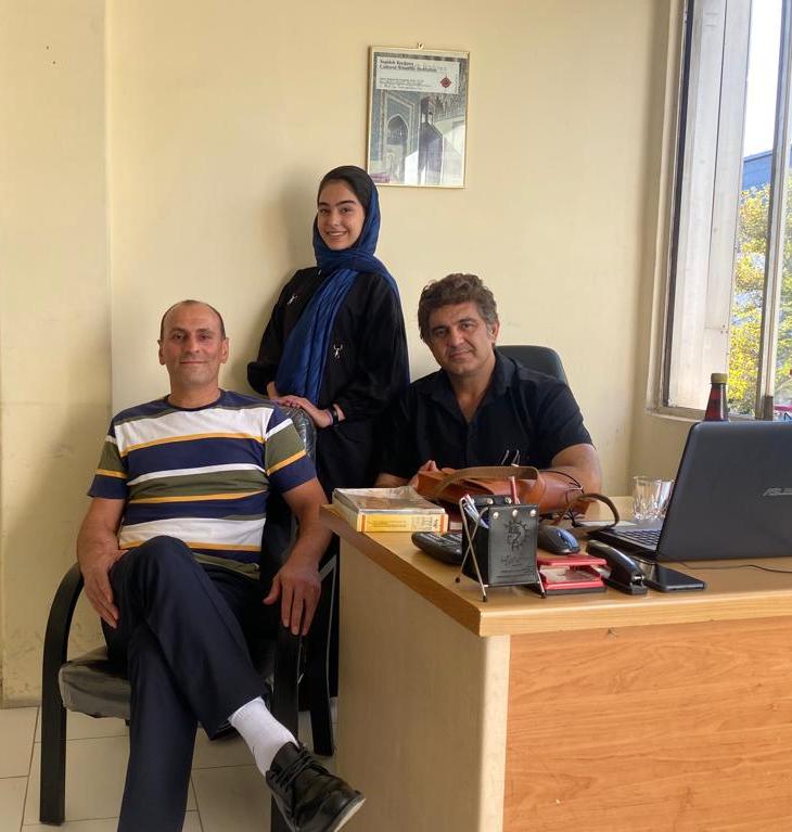 آیناز سعدآبادی