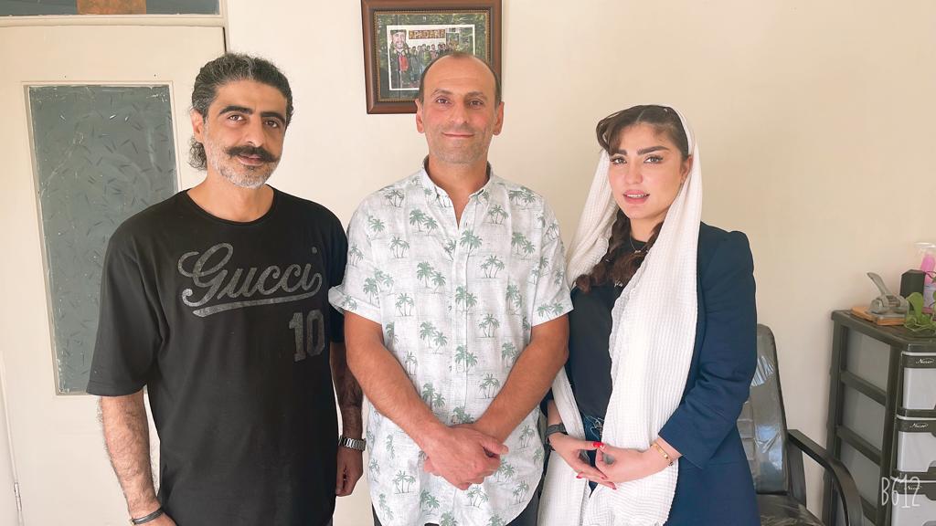 خروجی های آپادانا