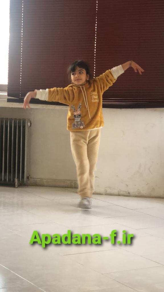 آموزشگاه آزاد سینمایی آپادانا سلنا