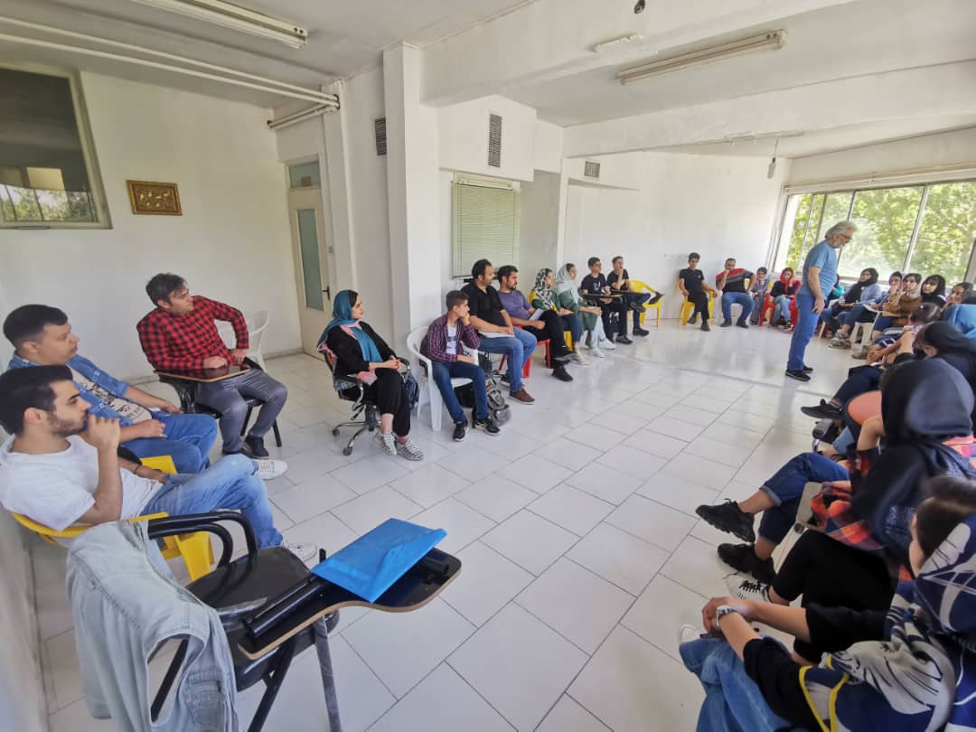 اساتید پروازی آپادانا