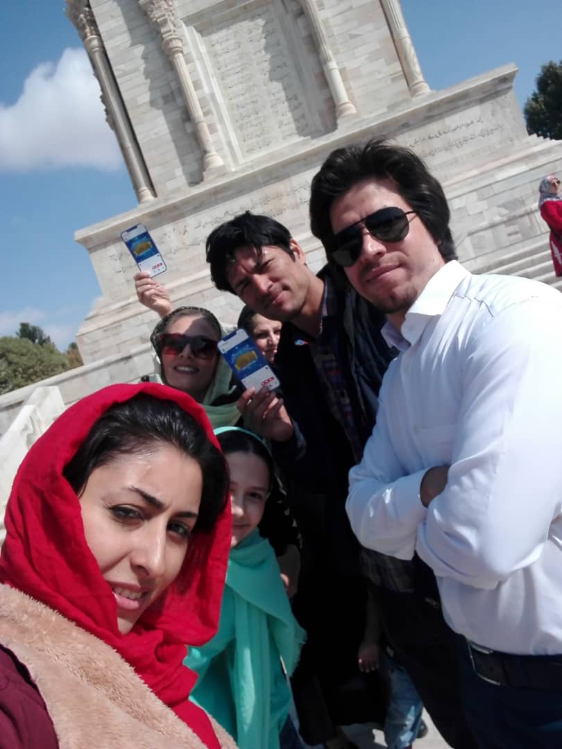 این عصا نمی افتد