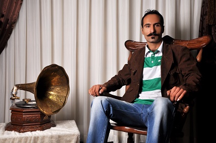 احسان آخوندان